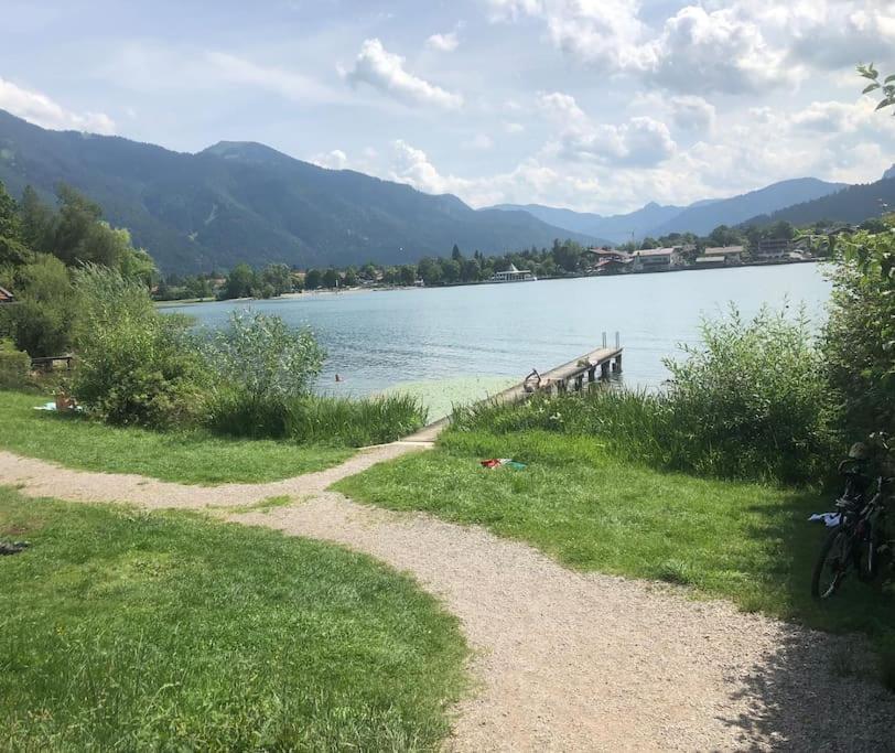 See- Und Bergblick In Bestlage Am Tegernsee Exterior foto